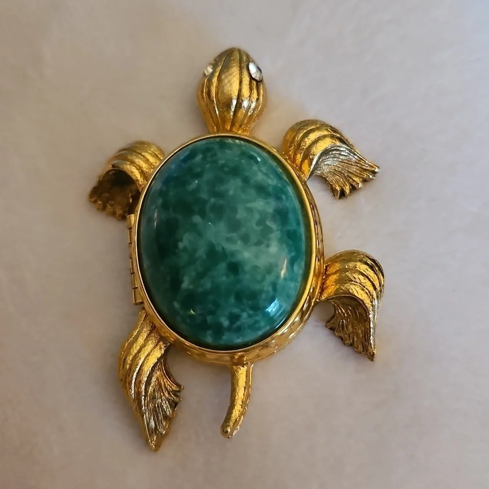 Vtg AVON 1971 Green Gemstone Tortoise Perfume Glace Trinket Locket Box - Picture 2 of 9